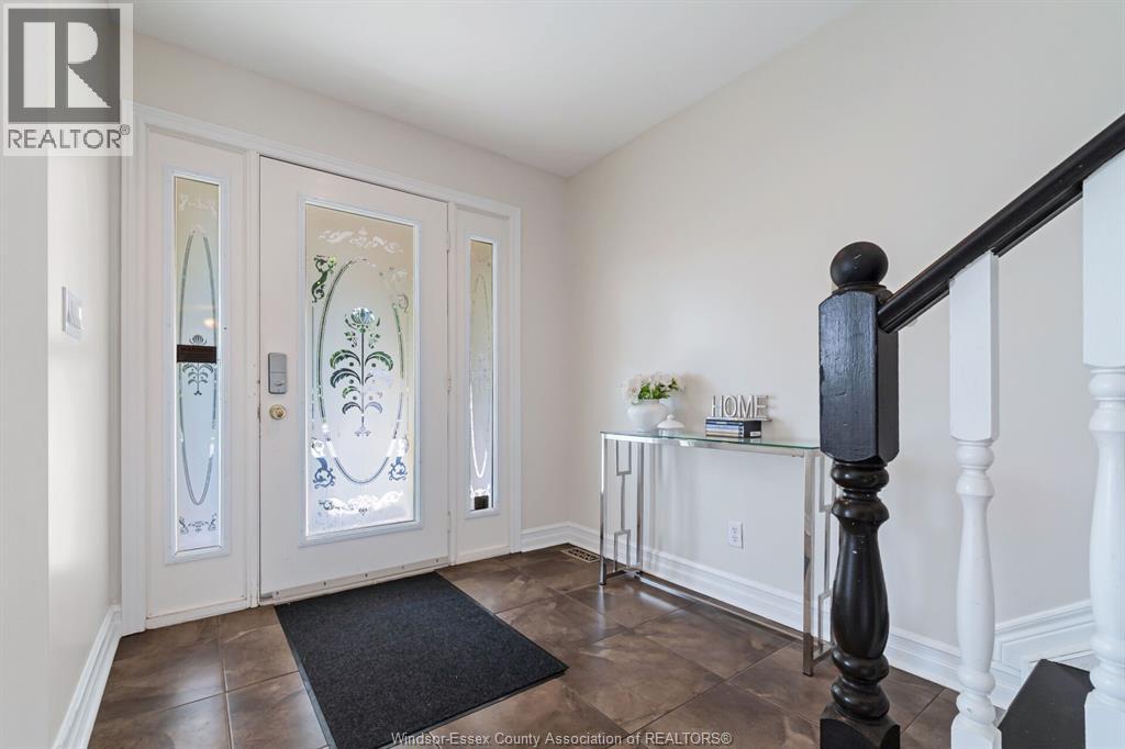 28 Carter Avenue, Leamington, Ontario  N8H 5E1 - Photo 8 - 25031263