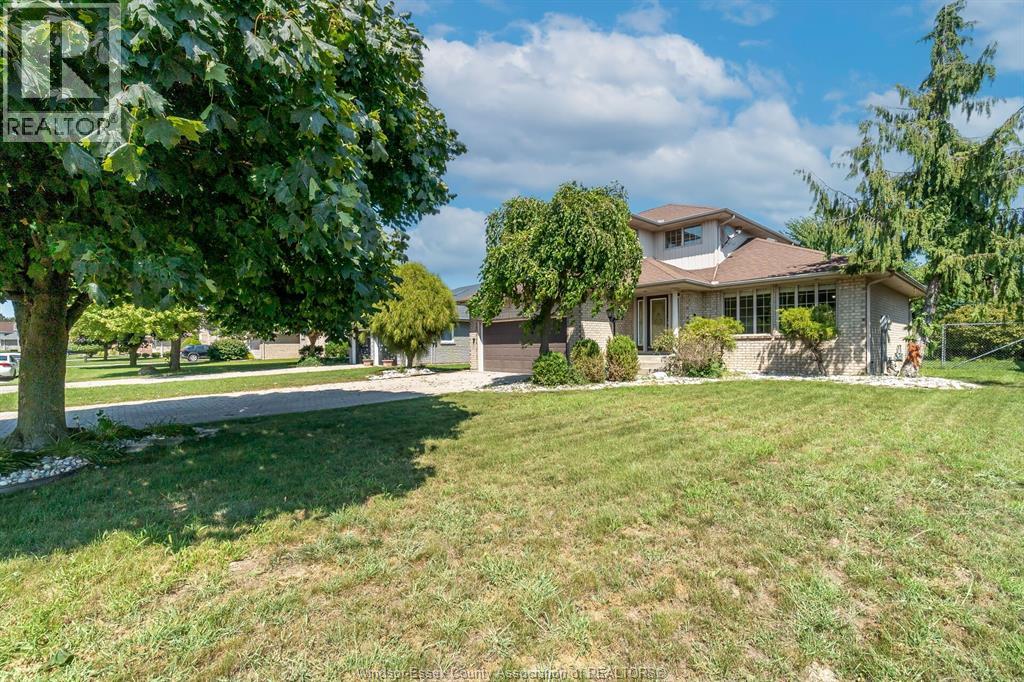 28 Carter Avenue, Leamington, Ontario  N8H 5E1 - Photo 5 - 25031263