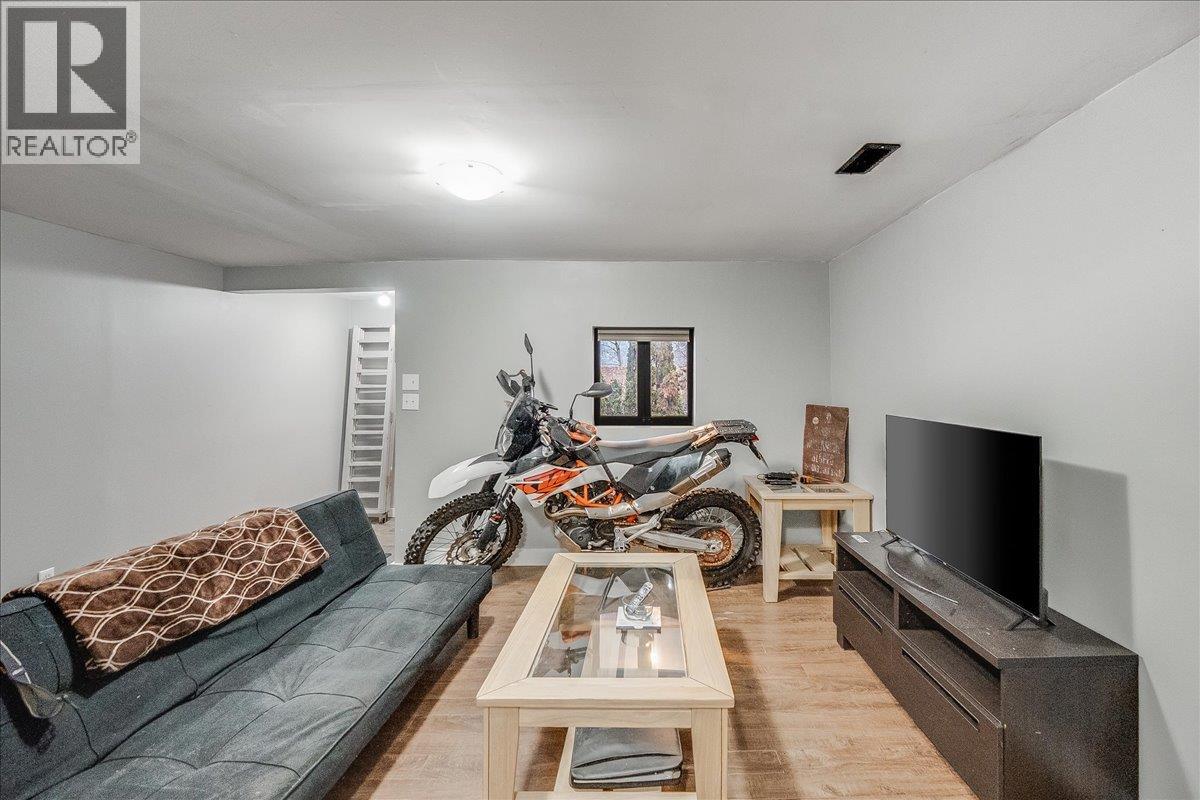 530 Turner Street, Warfield, British Columbia  V1R 2K2 - Photo 48 - 10370687