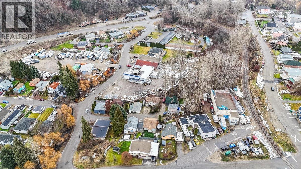 530 Turner Street, Warfield, British Columbia  V1R 2K2 - Photo 59 - 10370687