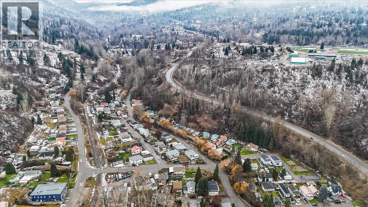 530 Turner Street, Warfield, British Columbia  V1R 2K2 - Photo 60 - 10370687