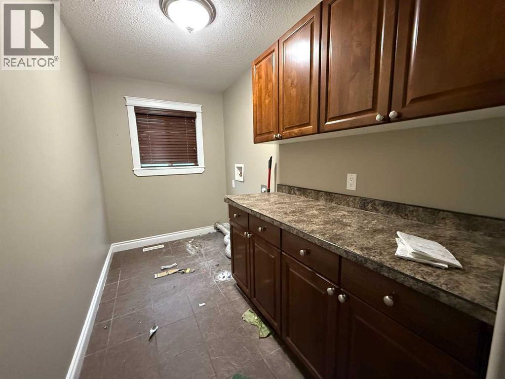 209 Walnut Crescent, Fort Mcmurray, Alberta  T9K 0N4 - Photo 7 - A2270801