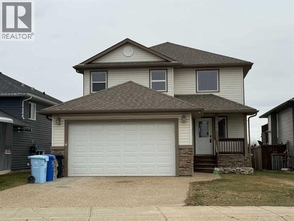 209 Walnut Crescent, Fort Mcmurray, Alberta  T9K 0N4 - Photo 1 - A2270801