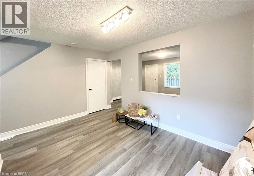 10 Angus Road Unit# 59, Hamilton, Ontario  L8K 6K3 - Photo 3 - 40792686