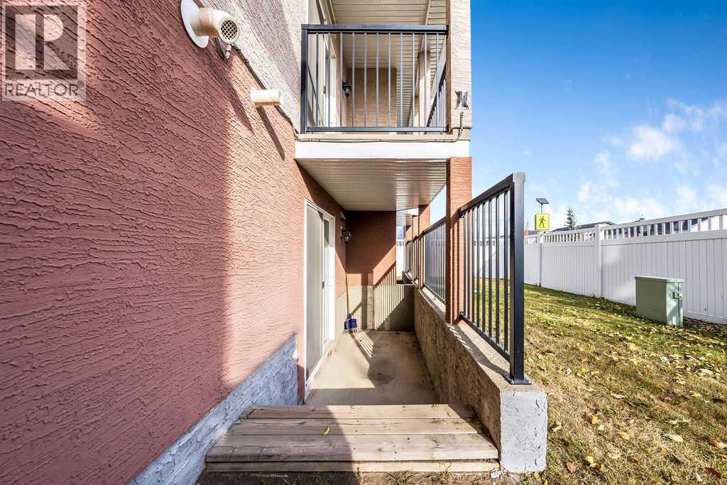 313 Strathcona Circle, Strathmore, Alberta  T1P 0B1 - Photo 32 - A2268096