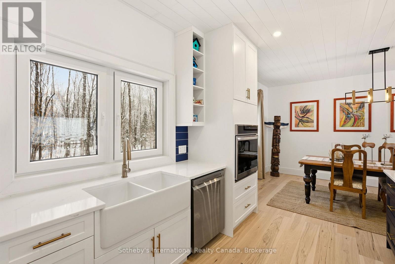 2435 Ravenscliffe Road, Huntsville, Ontario P1H 2J2 - Photo 13 - X12606788