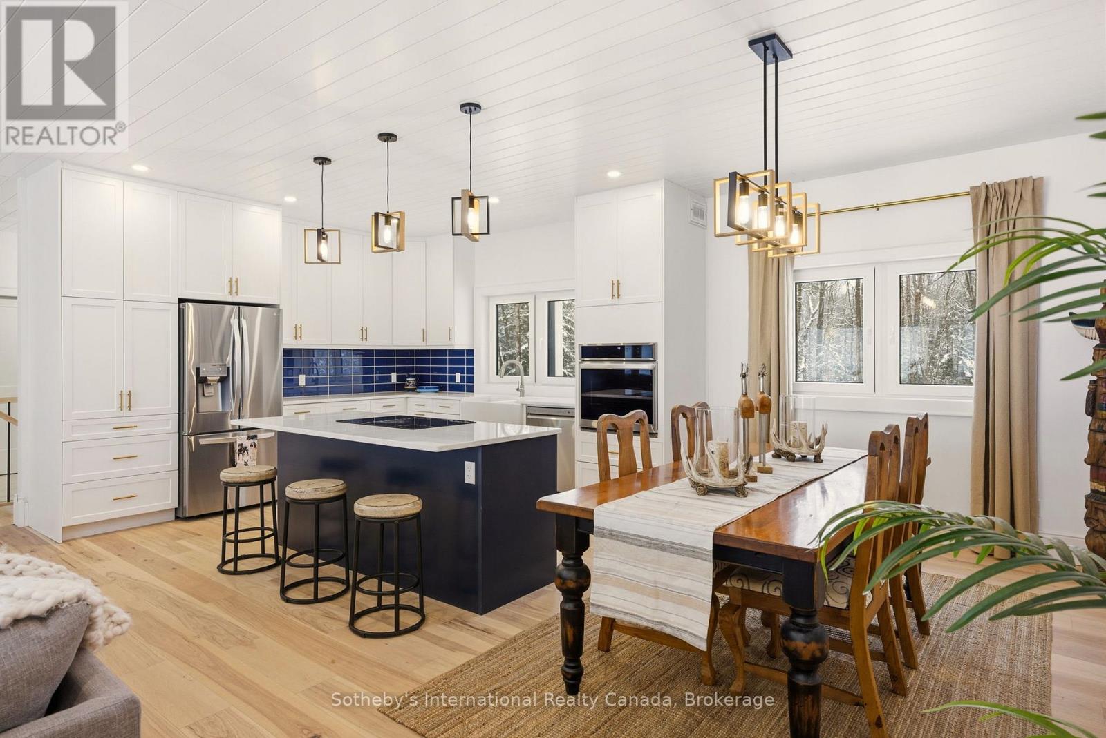 2435 Ravenscliffe Road, Huntsville, Ontario P1H 2J2 - Photo 14 - X12606788