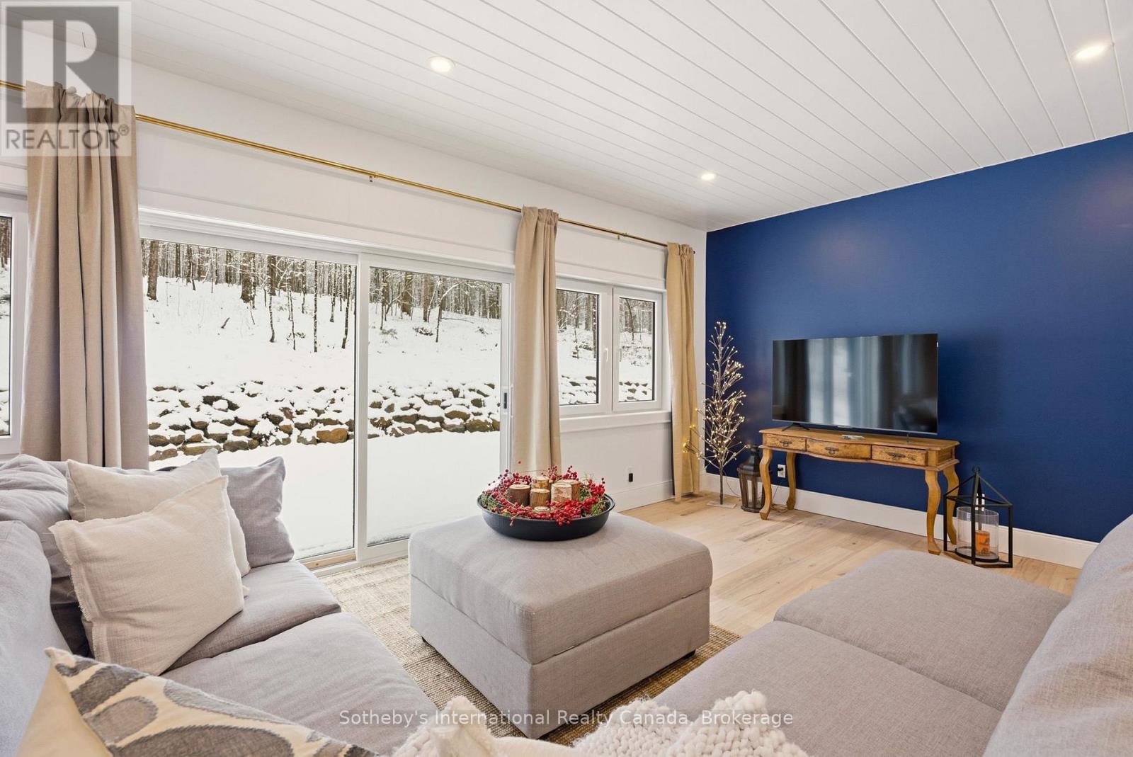 2435 Ravenscliffe Road, Huntsville, Ontario P1H 2J2 - Photo 20 - X12606788