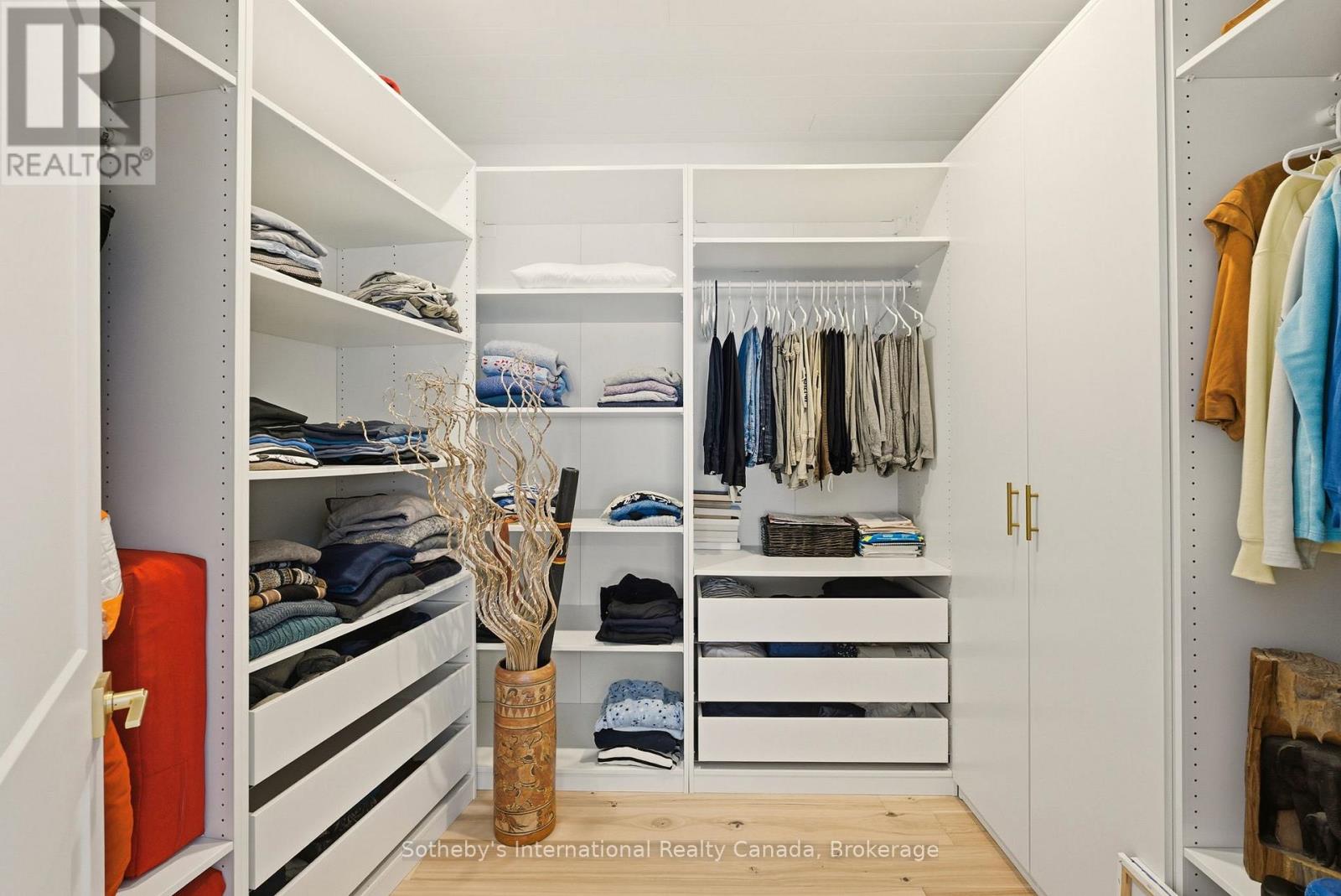 2435 Ravenscliffe Road, Huntsville, Ontario P1H 2J2 - Photo 23 - X12606788