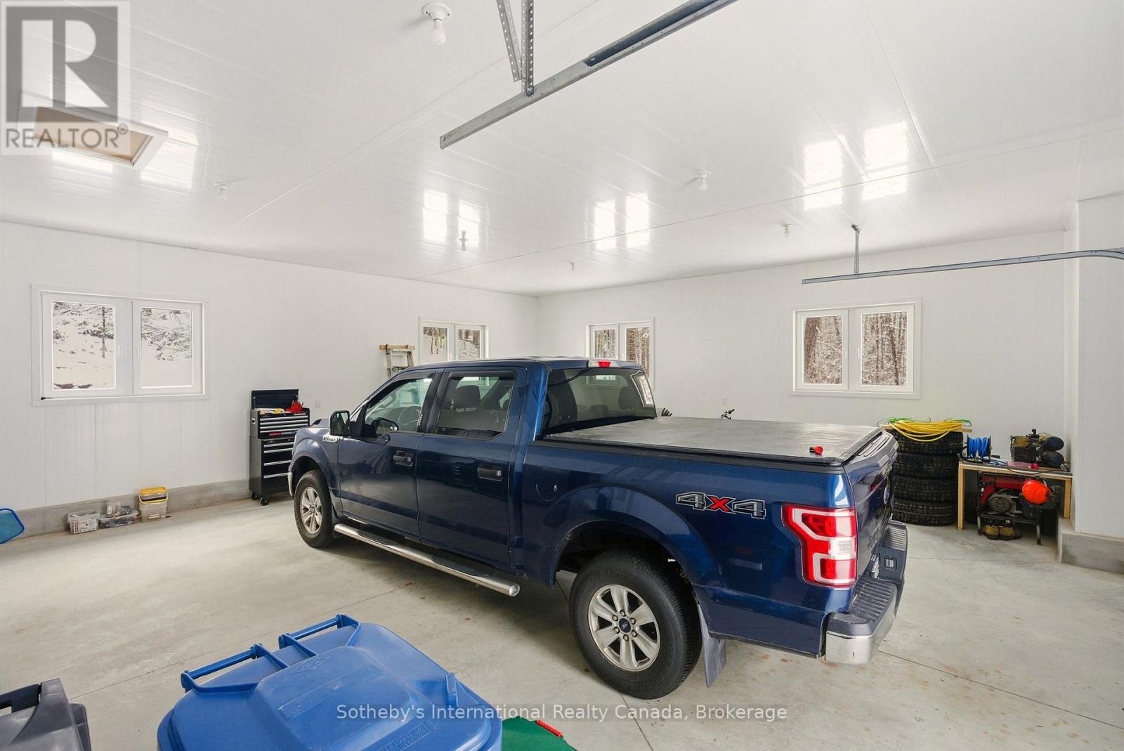 2435 Ravenscliffe Road, Huntsville, Ontario P1H 2J2 - Photo 44 - X12606788