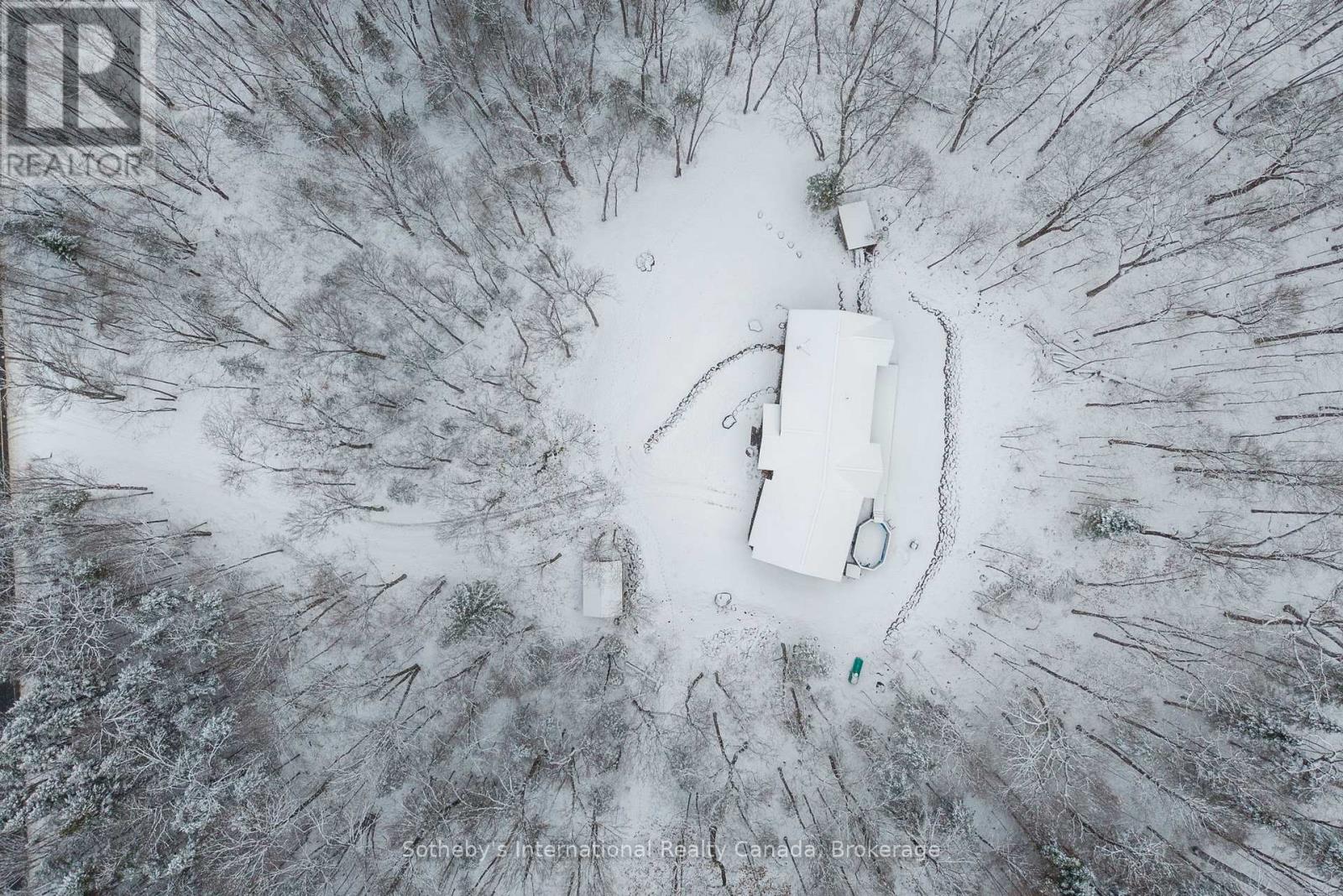 2435 Ravenscliffe Road, Huntsville, Ontario P1H 2J2 - Photo 47 - X12606788