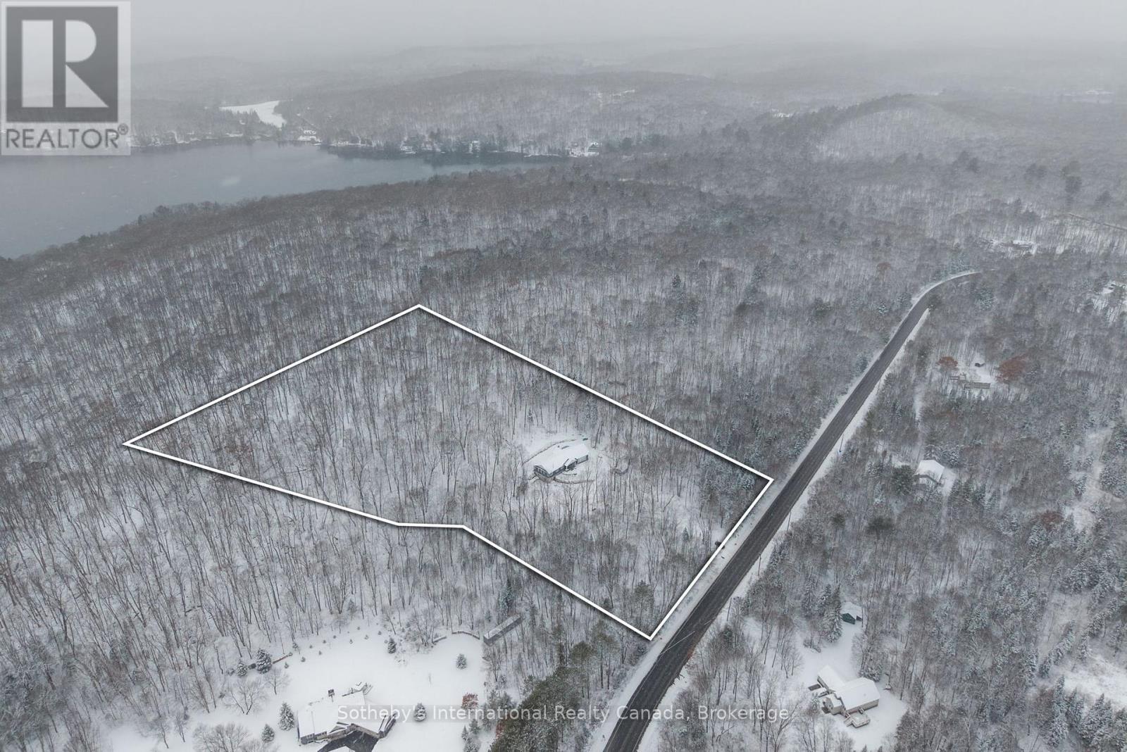 2435 Ravenscliffe Road, Huntsville, Ontario P1H 2J2 - Photo 5 - X12606788