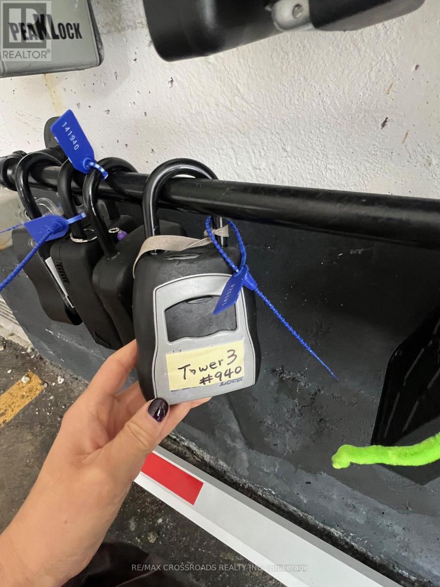 940 - 2545 Simcoe Street N, Oshawa, Ontario  L1L 0W3 - Photo 15 - E12596382