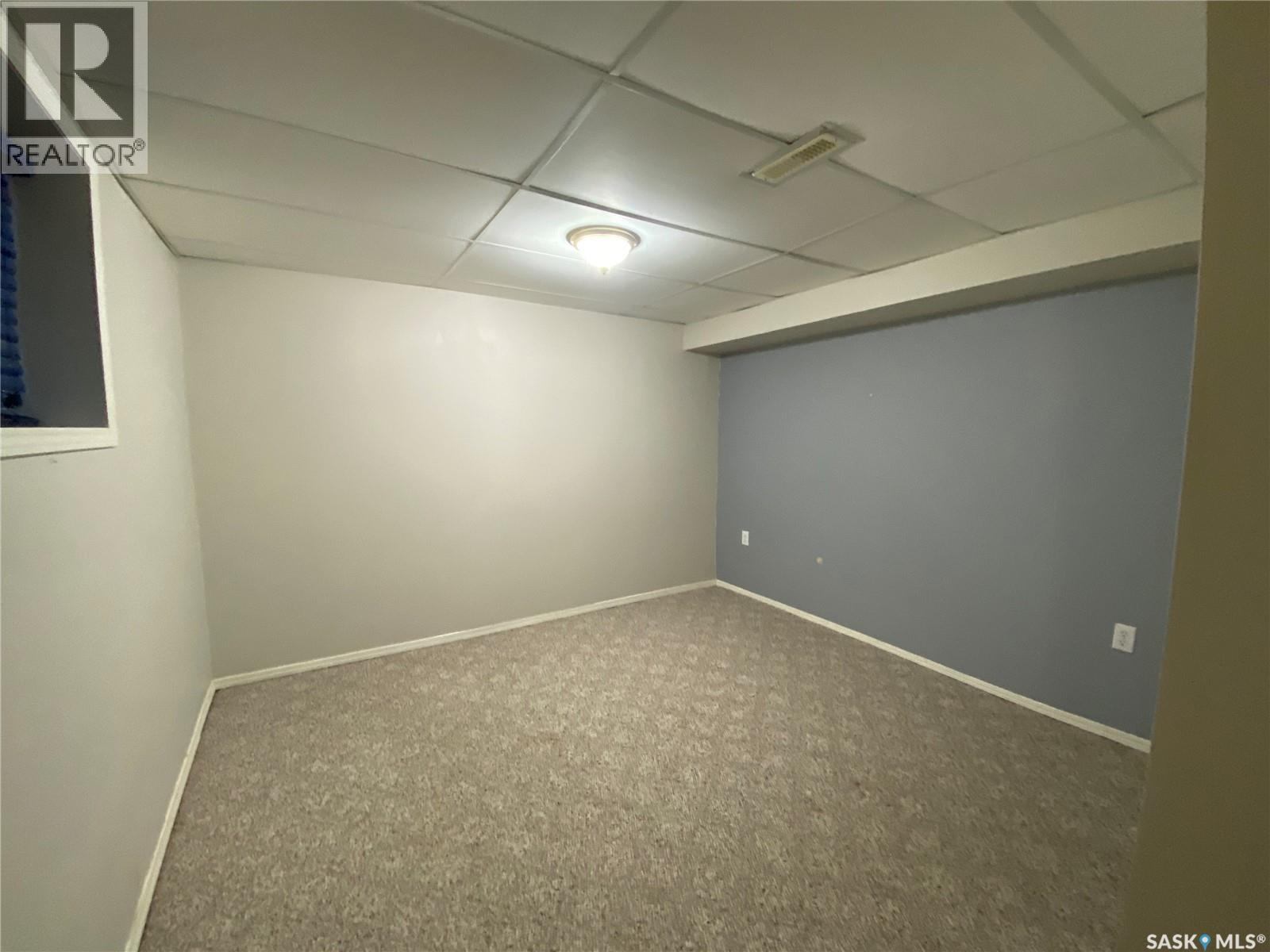 619 4th Avenue Nw, Swift Current, Saskatchewan  S9H 0V7 - Photo 15 - SK025135