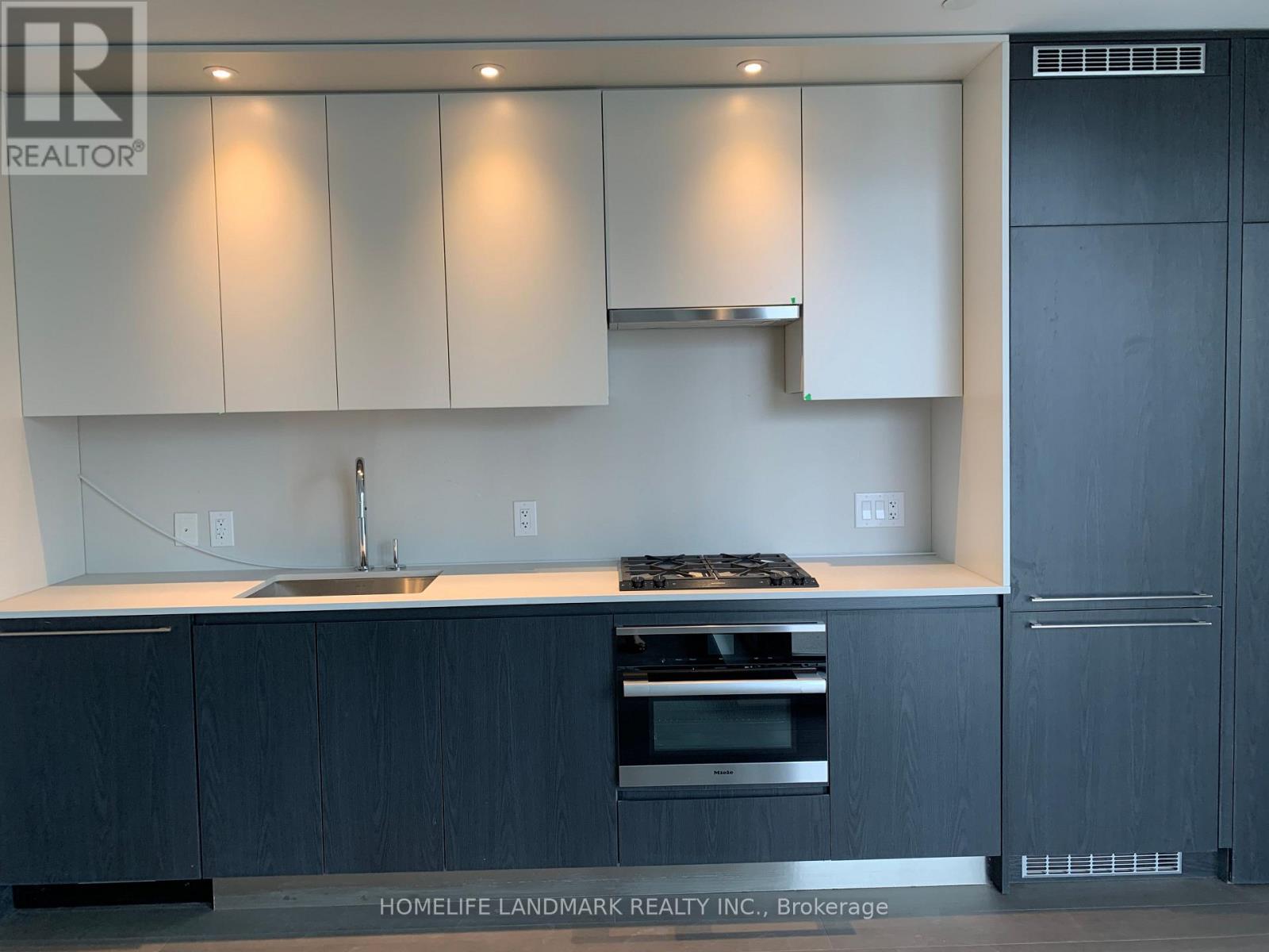 1304 - 81 Wellesley St Street E, Toronto, Ontario M4Y 0C5 - Photo 4 - C12606798