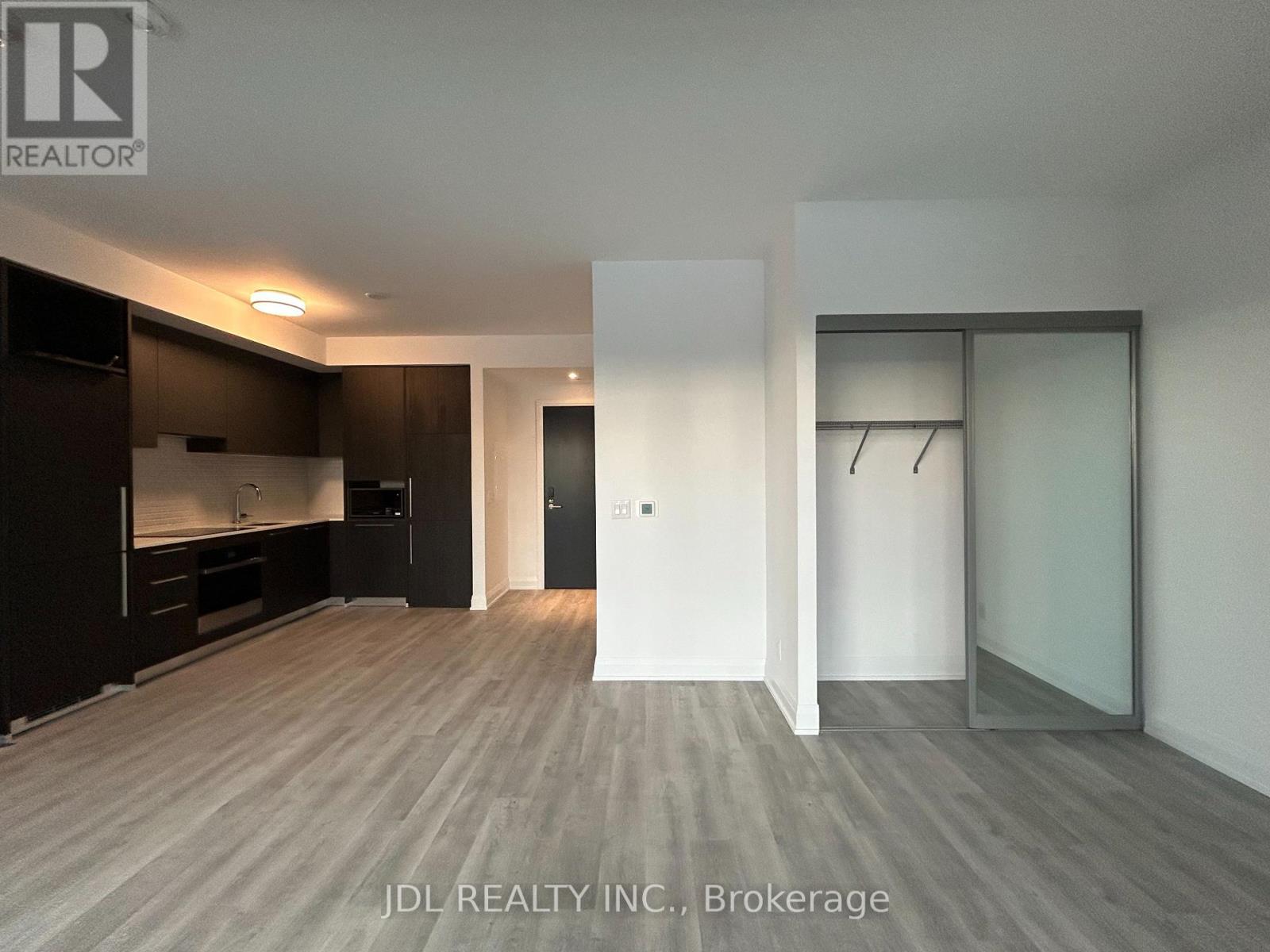 1210 - 65 Broadway Blvd Boulevard, Toronto, Ontario M4P 1T9 - Photo 7 - C12606814