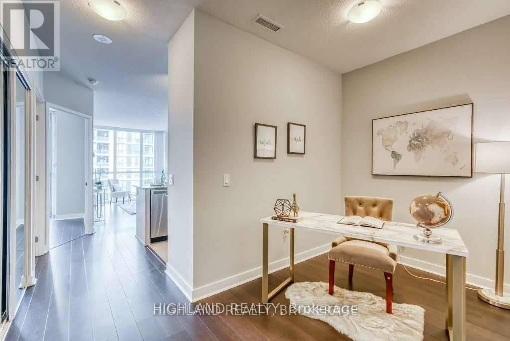 2108 - 3975 Grand Park Drive, Mississauga, Ontario L5B 0K4 - Photo 5 - W12606794