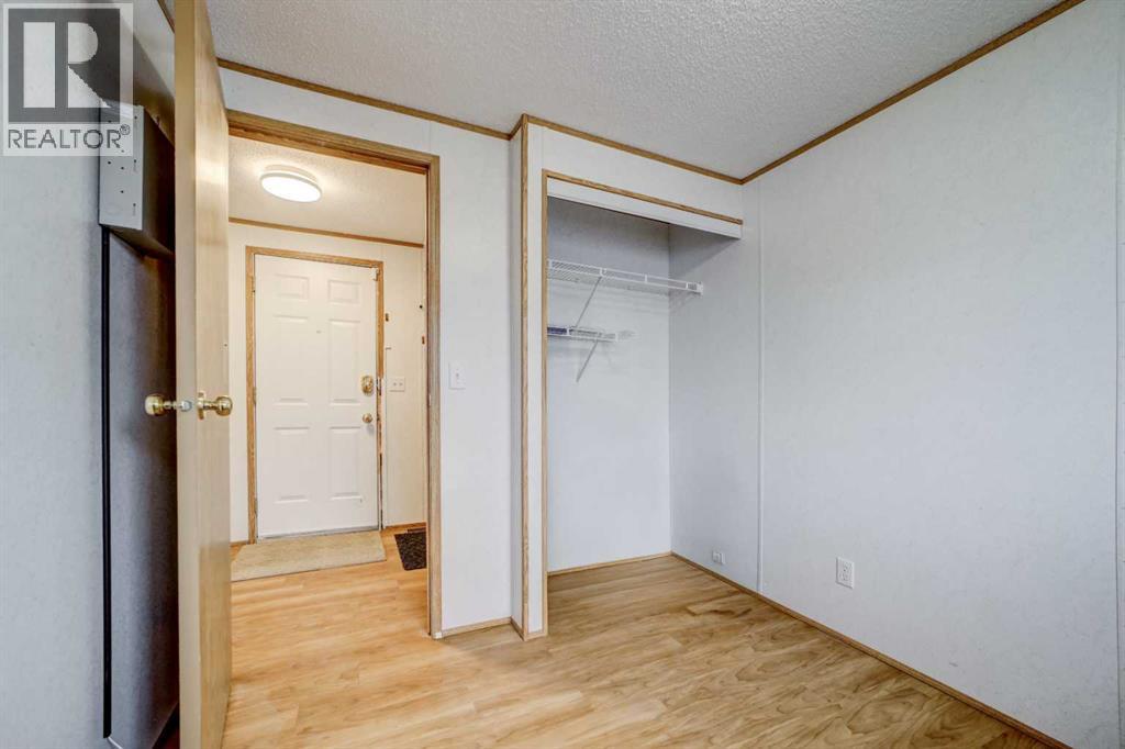 27 Westover Crescent W, Claresholm, Alberta  T0L 0T0 - Photo 8 - A2272835