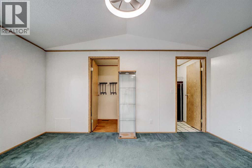 27 Westover Crescent W, Claresholm, Alberta  T0L 0T0 - Photo 22 - A2272835