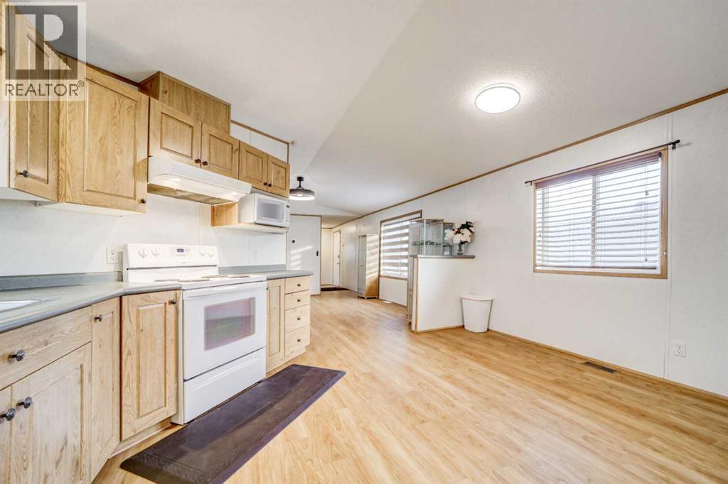 27 Westover Crescent W, Claresholm, Alberta  T0L 0T0 - Photo 20 - A2272835