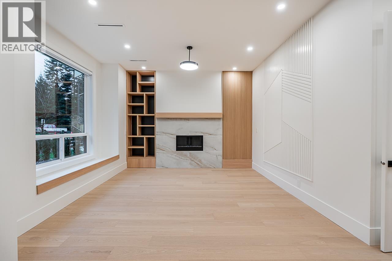 2208 St George Street, Port Moody, British Columbia  V3H 2G2 - Photo 4 - R3072628