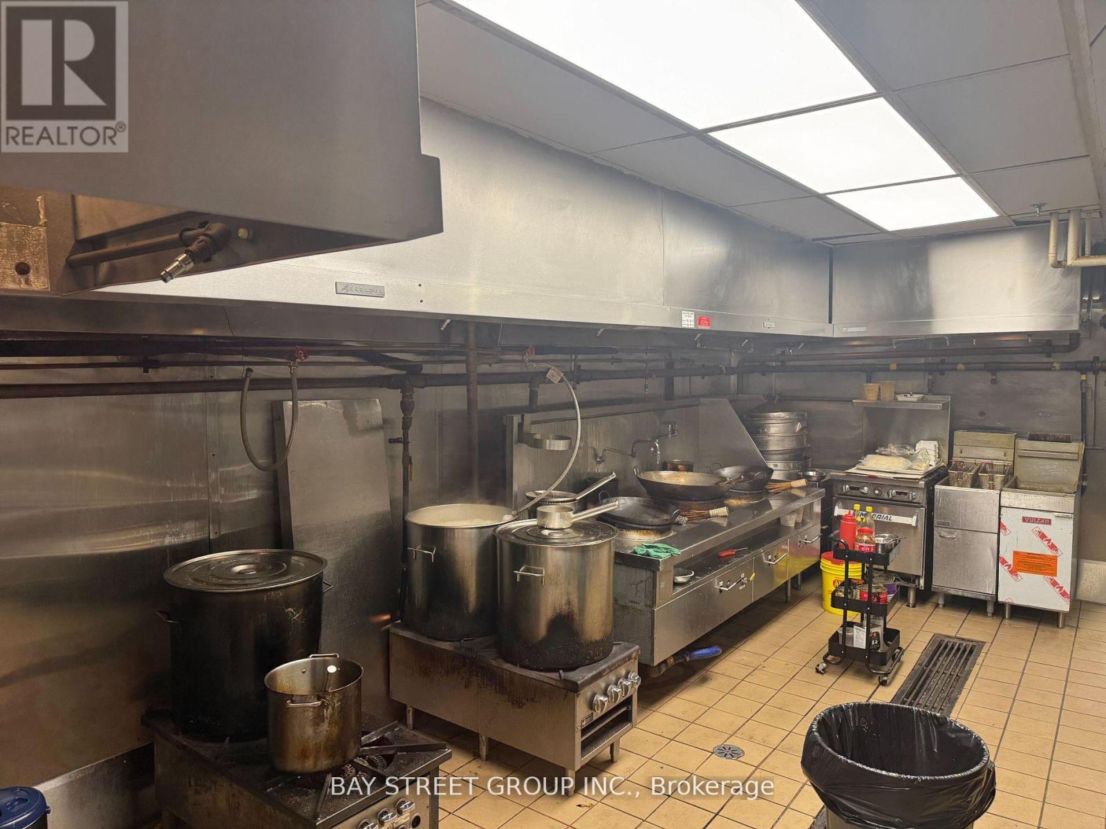 47 Baldwin Street, Toronto, Ontario  M5T 1L1 - Photo 6 - C12606836