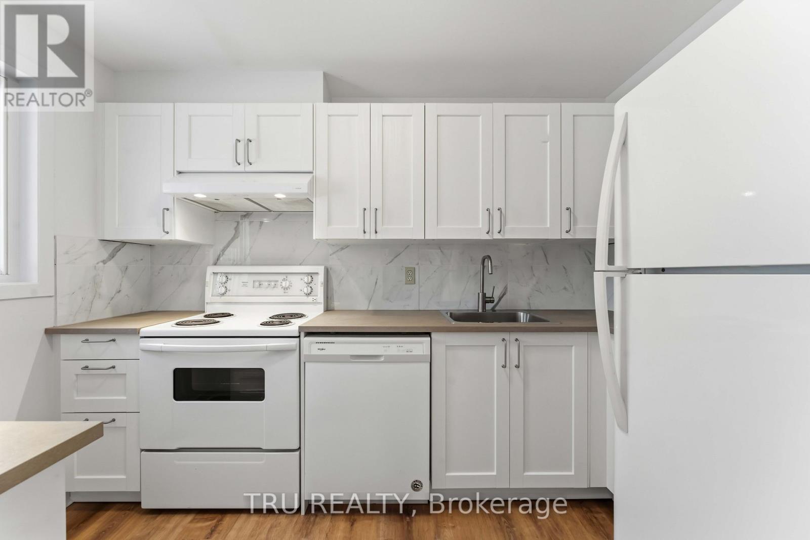 37 - 6512 Bilberry Drive, Ottawa, Ontario K1C 4N7 - Photo 10 - X12606842