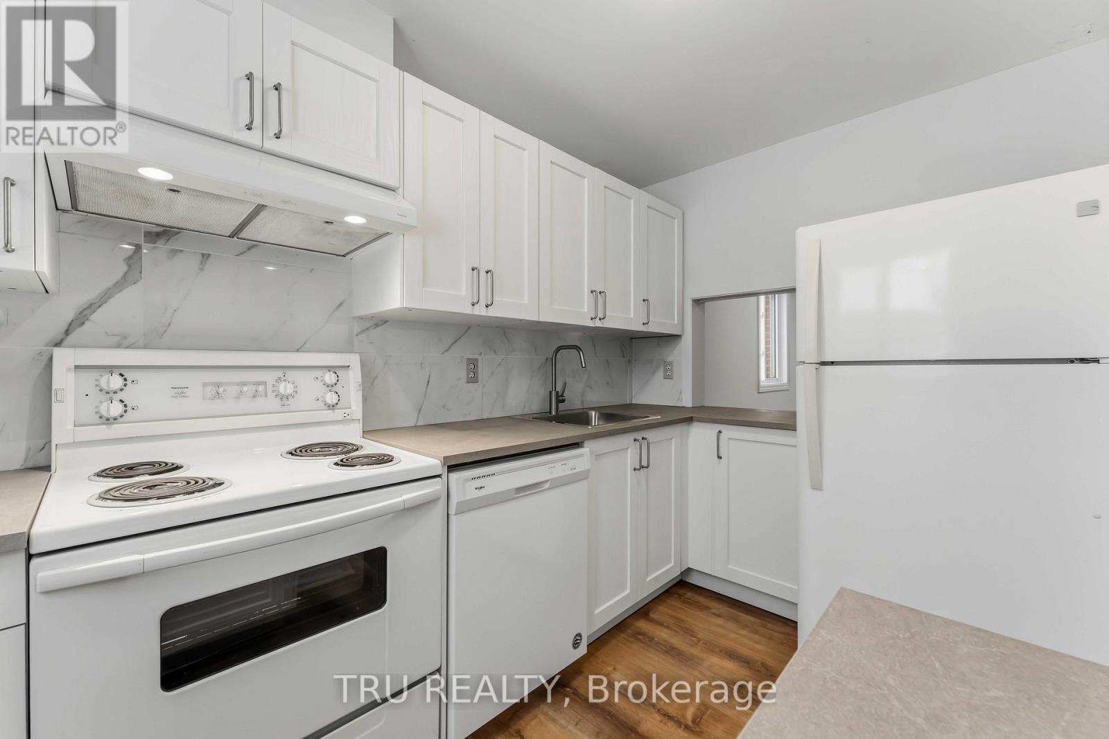 37 - 6512 Bilberry Drive, Ottawa, Ontario K1C 4N7 - Photo 11 - X12606842