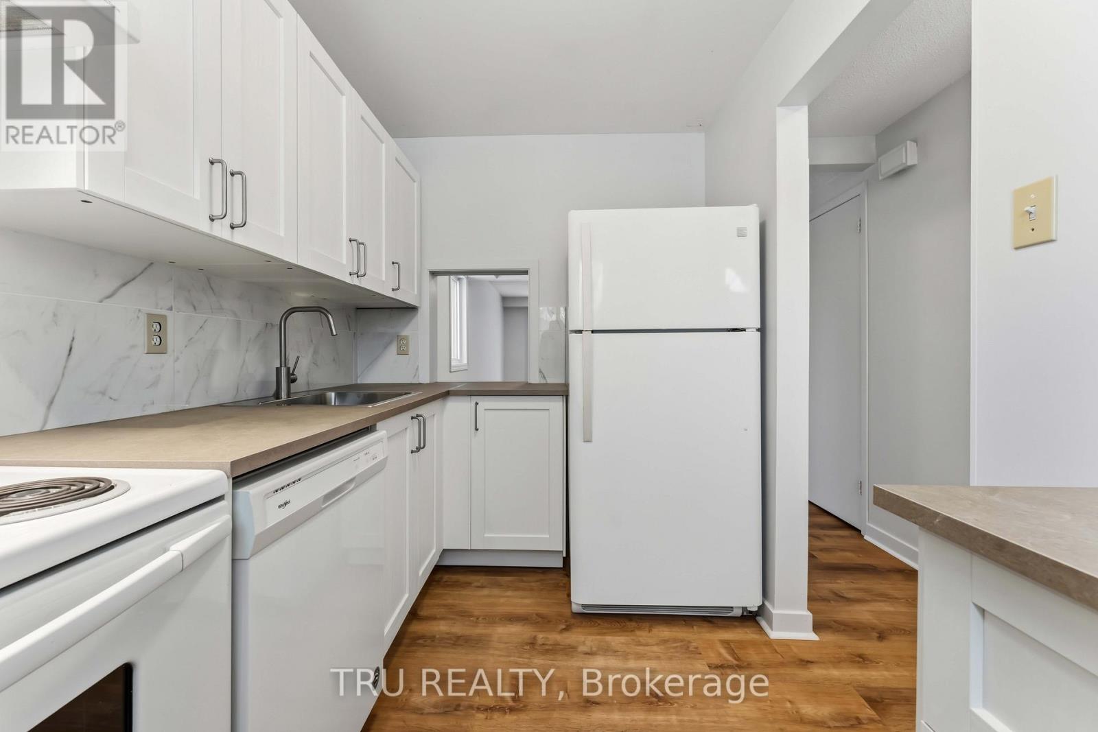 37 - 6512 Bilberry Drive, Ottawa, Ontario K1C 4N7 - Photo 12 - X12606842