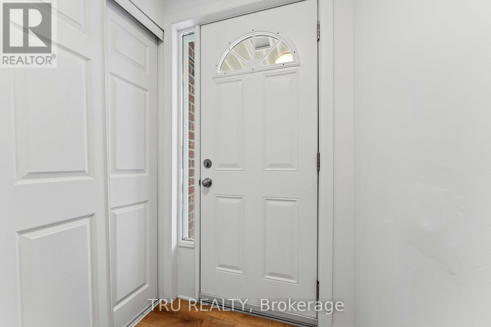 37 - 6512 Bilberry Drive, Ottawa, Ontario K1C 4N7 - Photo 2 - X12606842