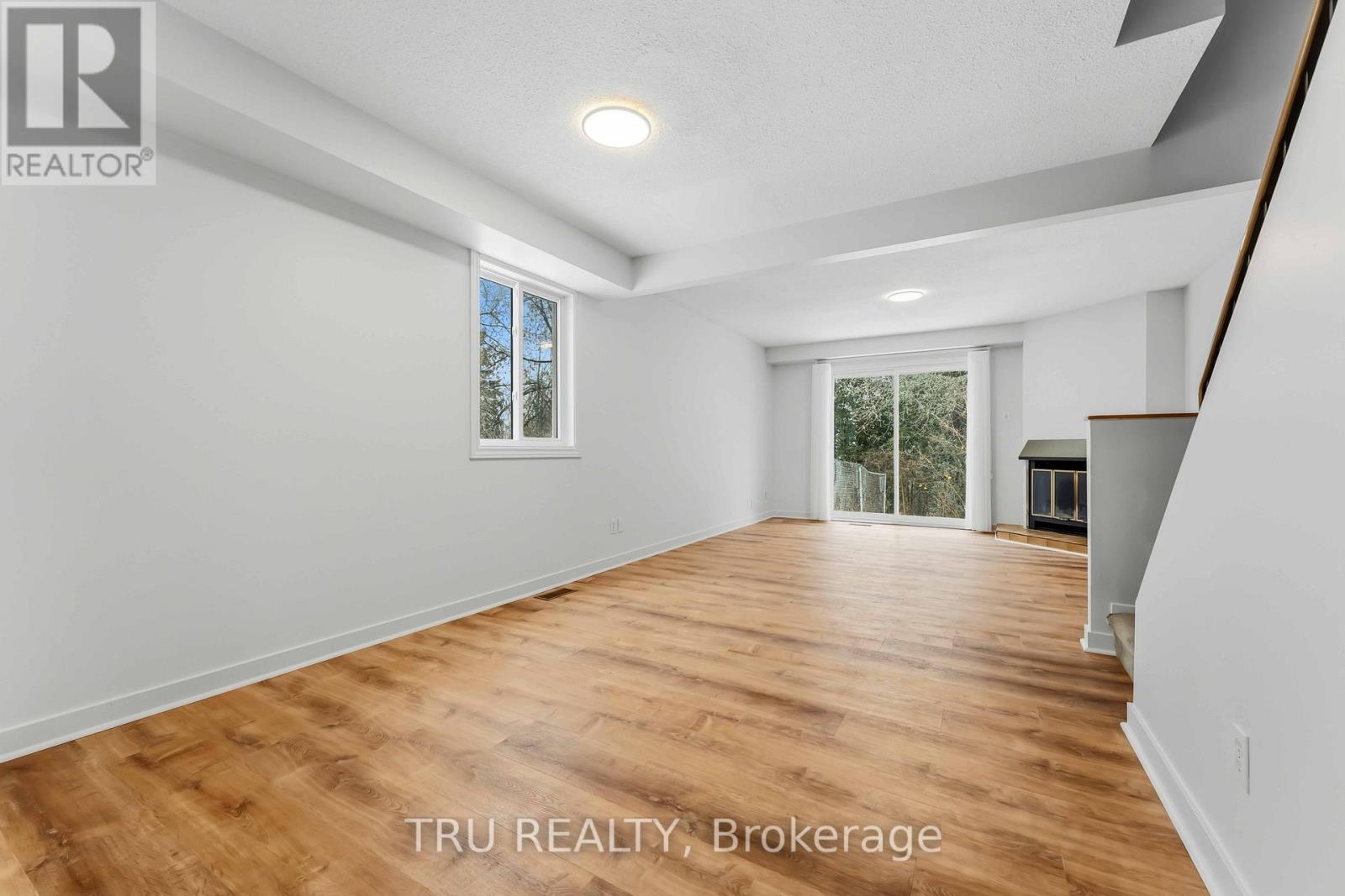 37 - 6512 Bilberry Drive, Ottawa, Ontario K1C 4N7 - Photo 3 - X12606842