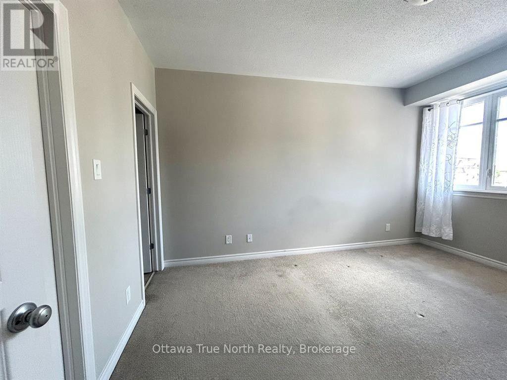 30 - 1032 Beryl Private, Ottawa, Ontario K1V 2M4 - Photo 11 - X12606848