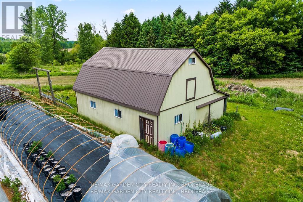 53825 Zion Road, Wainfleet, Ontario L0S 1V0 - Photo 4 - X12606850