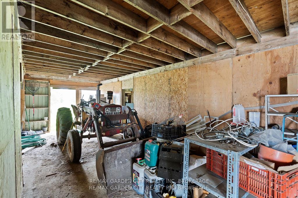 53825 Zion Road, Wainfleet, Ontario L0S 1V0 - Photo 8 - X12606850