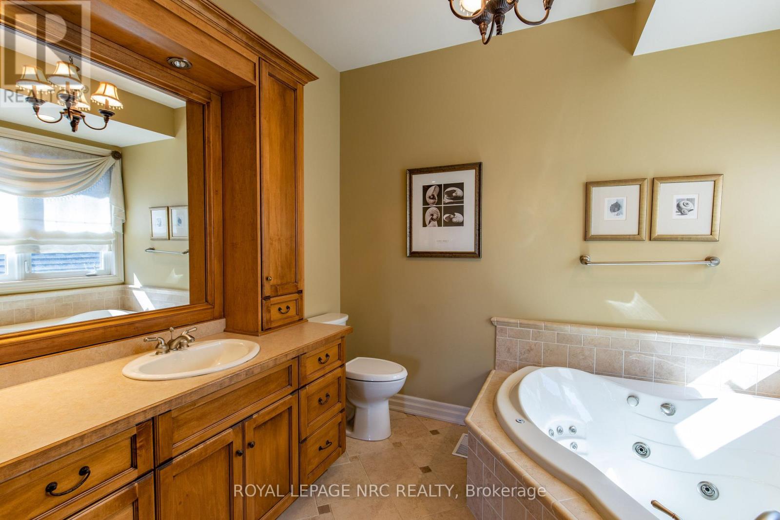 6 Muirfield Trail, Welland, Ontario L3B 6G7 - Photo 14 - X12606860