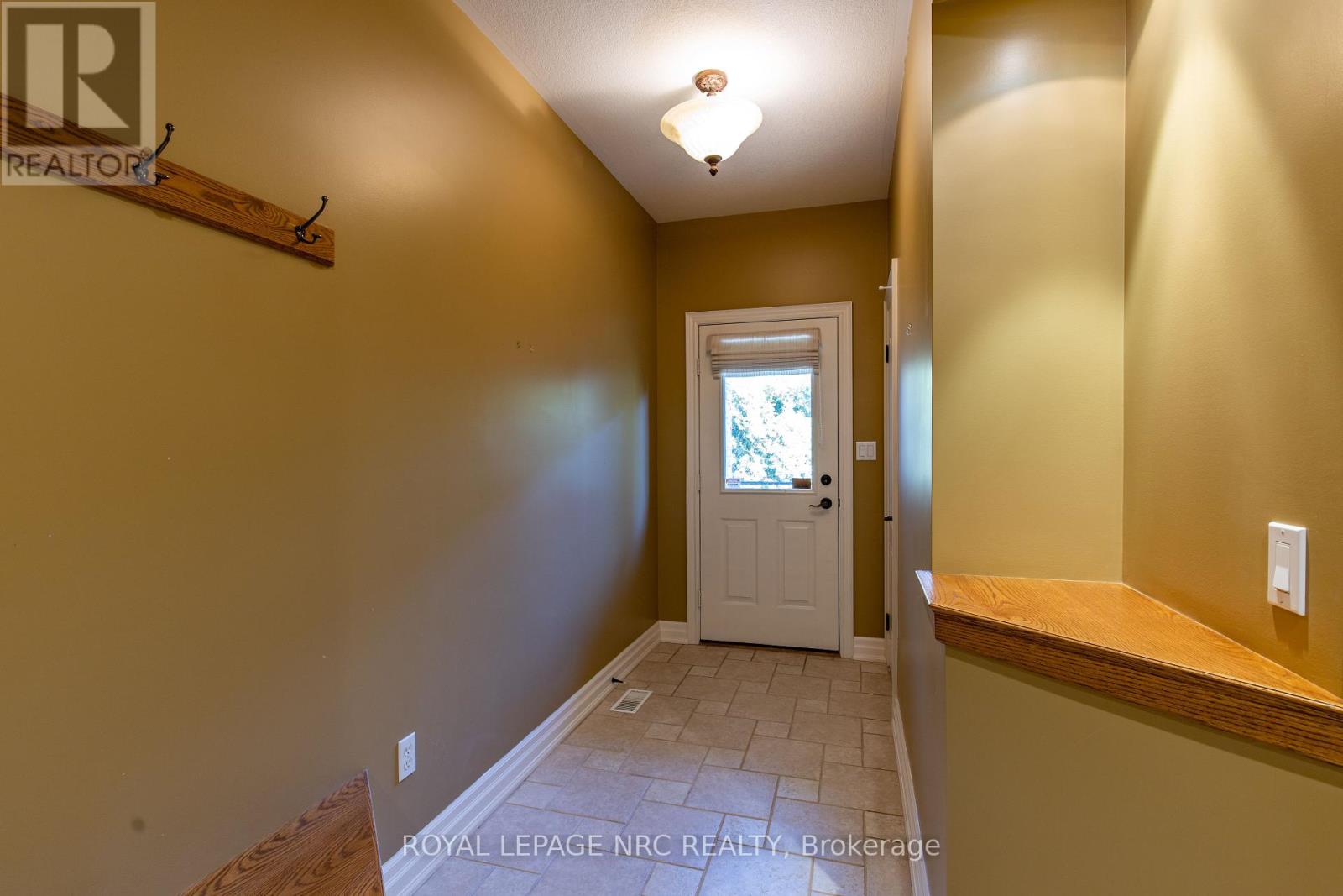 6 Muirfield Trail, Welland, Ontario L3B 6G7 - Photo 16 - X12606860