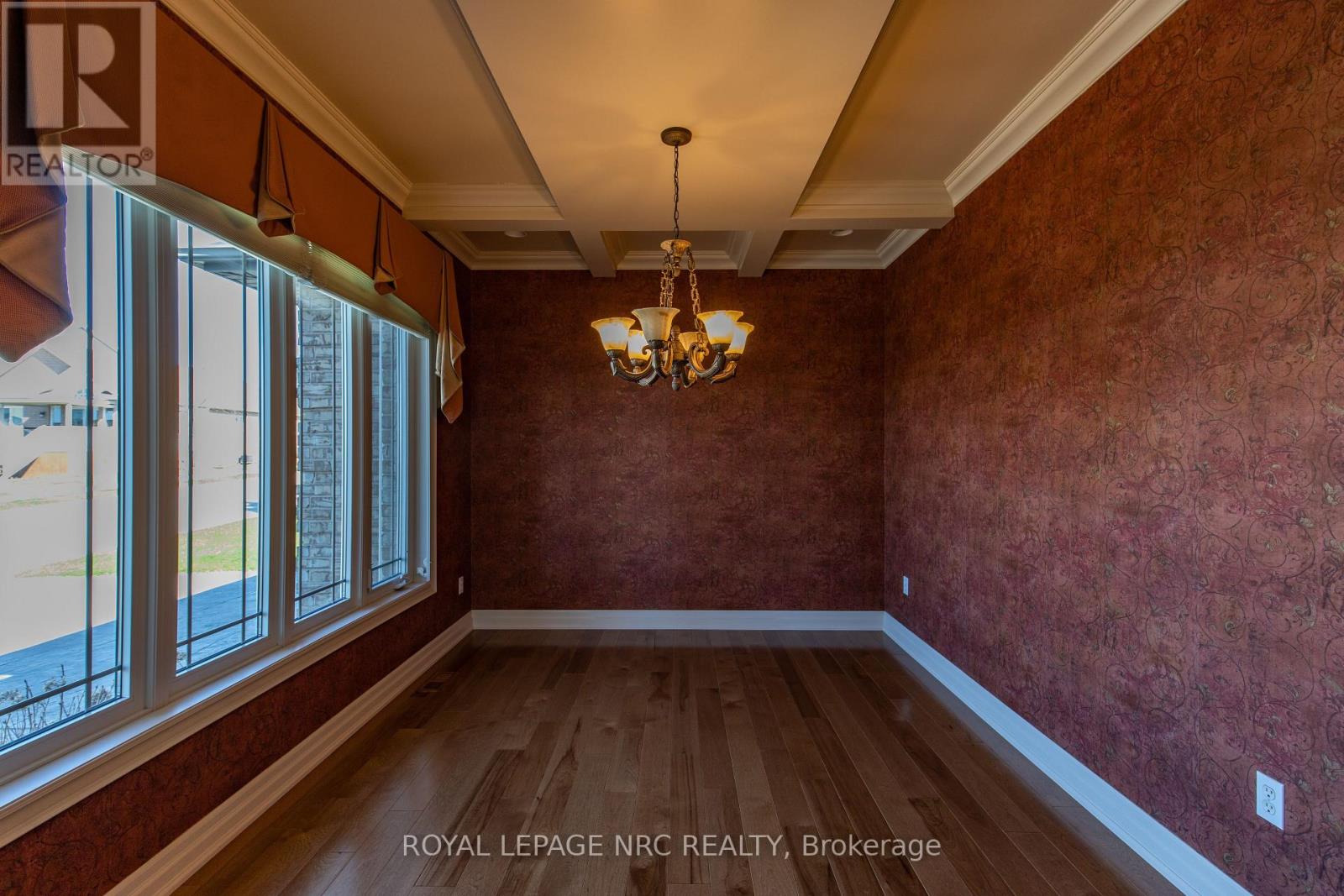 6 Muirfield Trail, Welland, Ontario L3B 6G7 - Photo 6 - X12606860