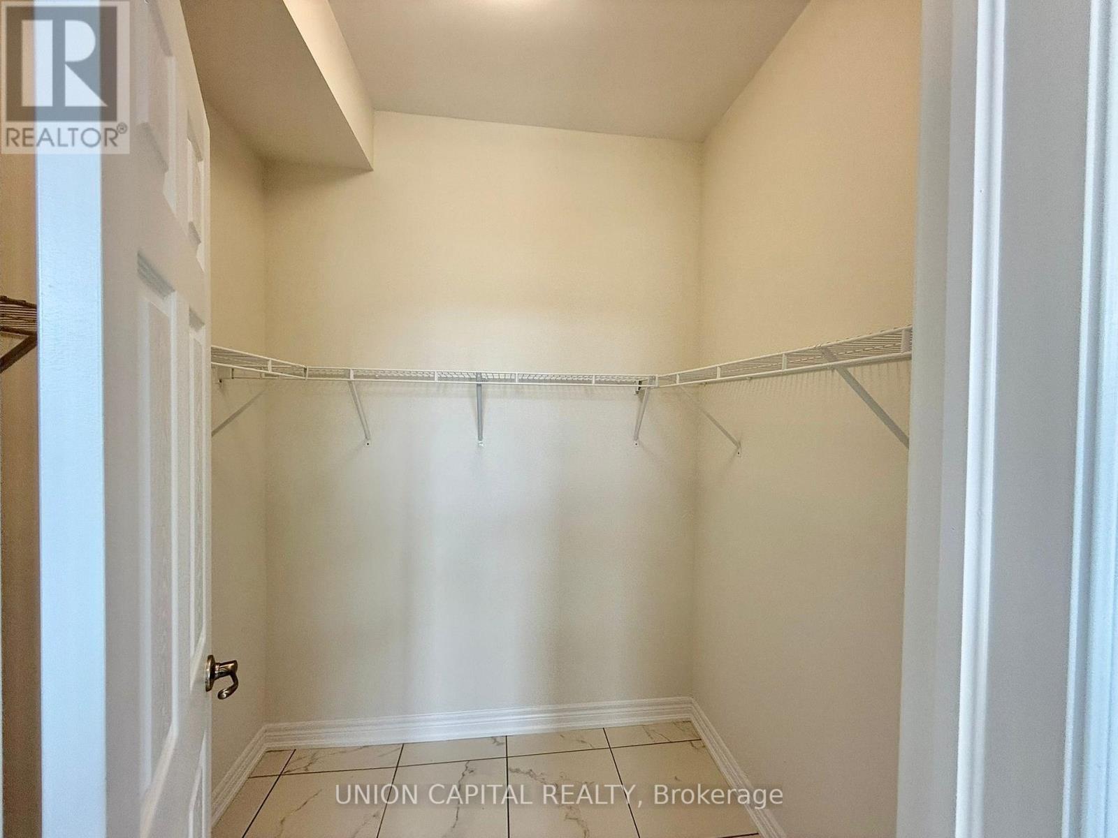 22 Robert Eaton Avenue, Markham, Ontario  L3S 0G3 - Photo 4 - N12470932