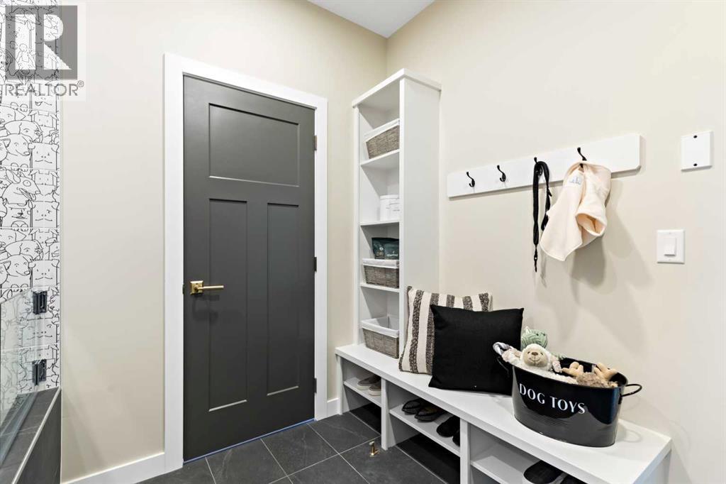 28 Southborough Lane, Cochrane, Alberta T2C 5H9 - Photo 12 - A2271162