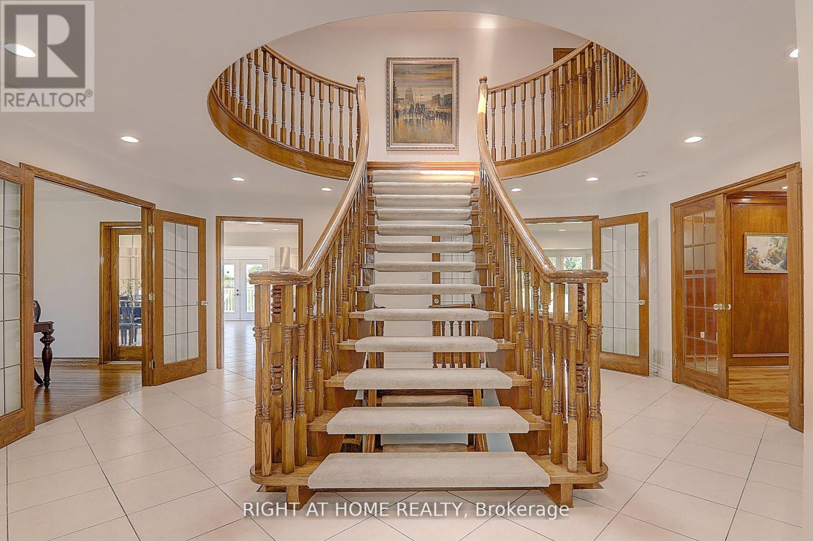 1008 Mount Albert Road, East Gwillimbury, Ontario L0G 1V0 - Photo 6 - N12606852