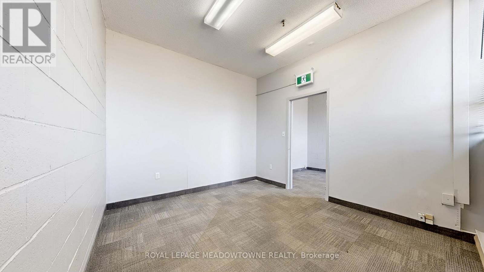 6a - 305 Armstrong Avenue, Halton Hills, Ontario L7G 4X6 - Photo 16 - W12606854