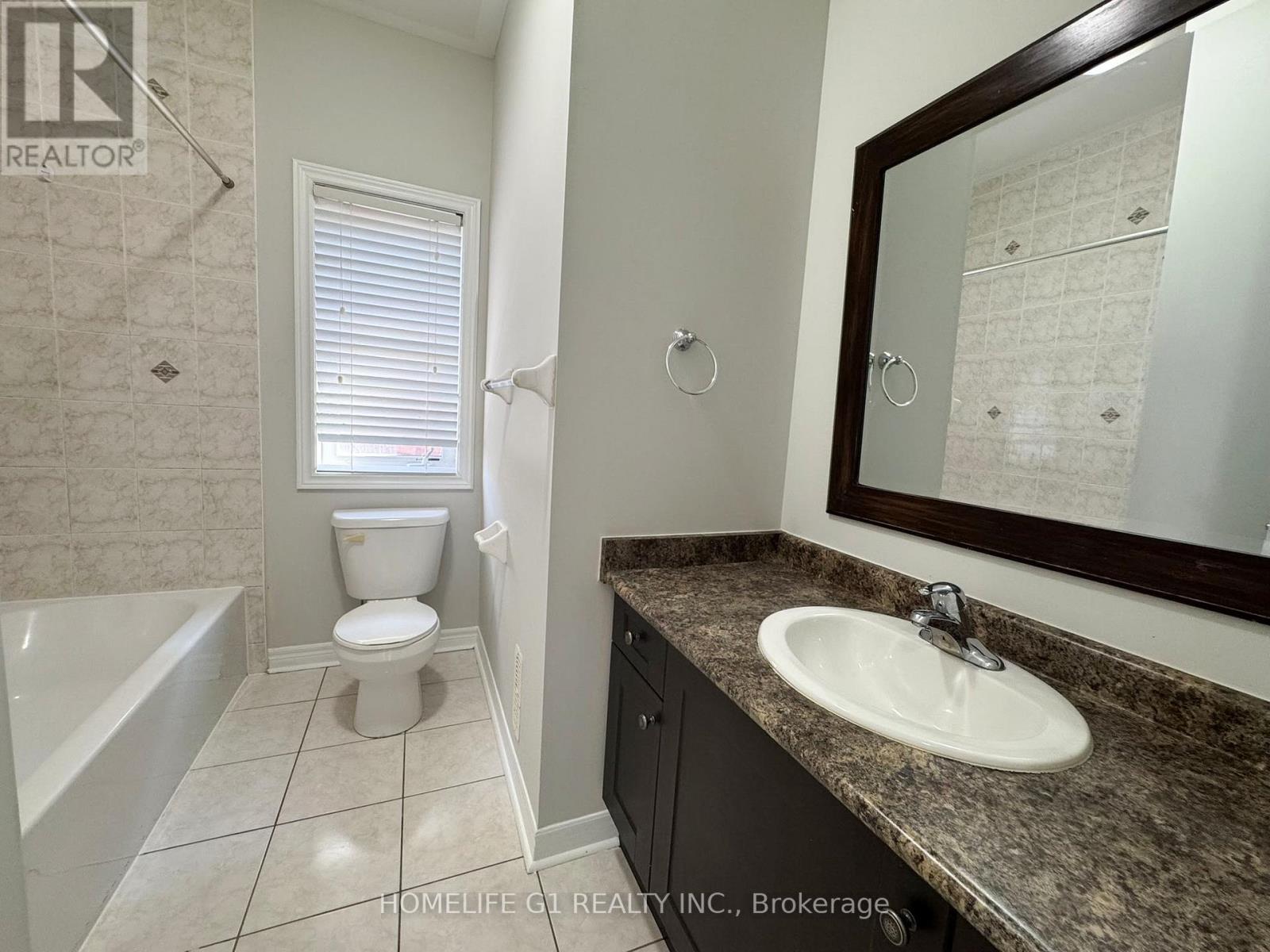 7 Bryony Road, Brampton, Ontario L7A 0G2 - Photo 31 - W12606858