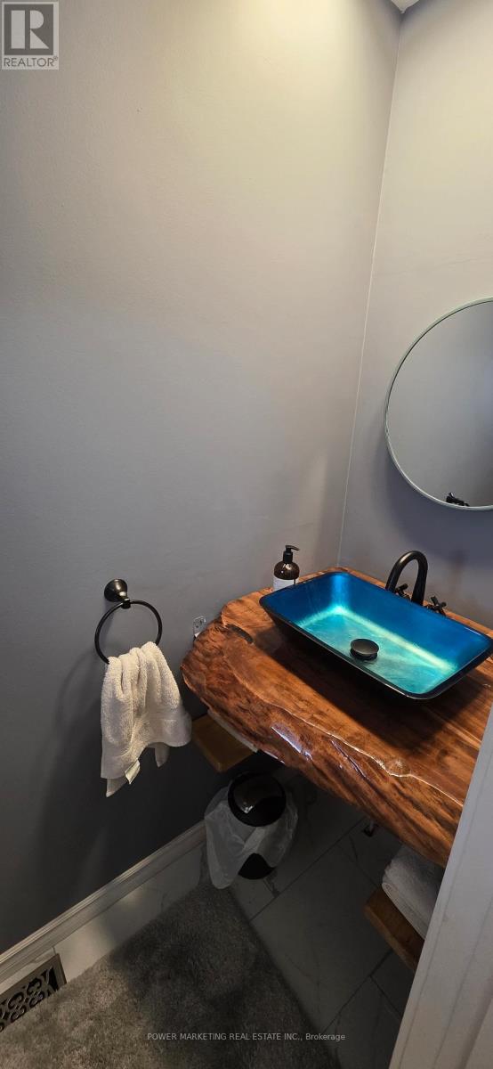 455 Valade Crescent, Ottawa, Ontario  K4A 2W9 - Photo 6 - X12602948