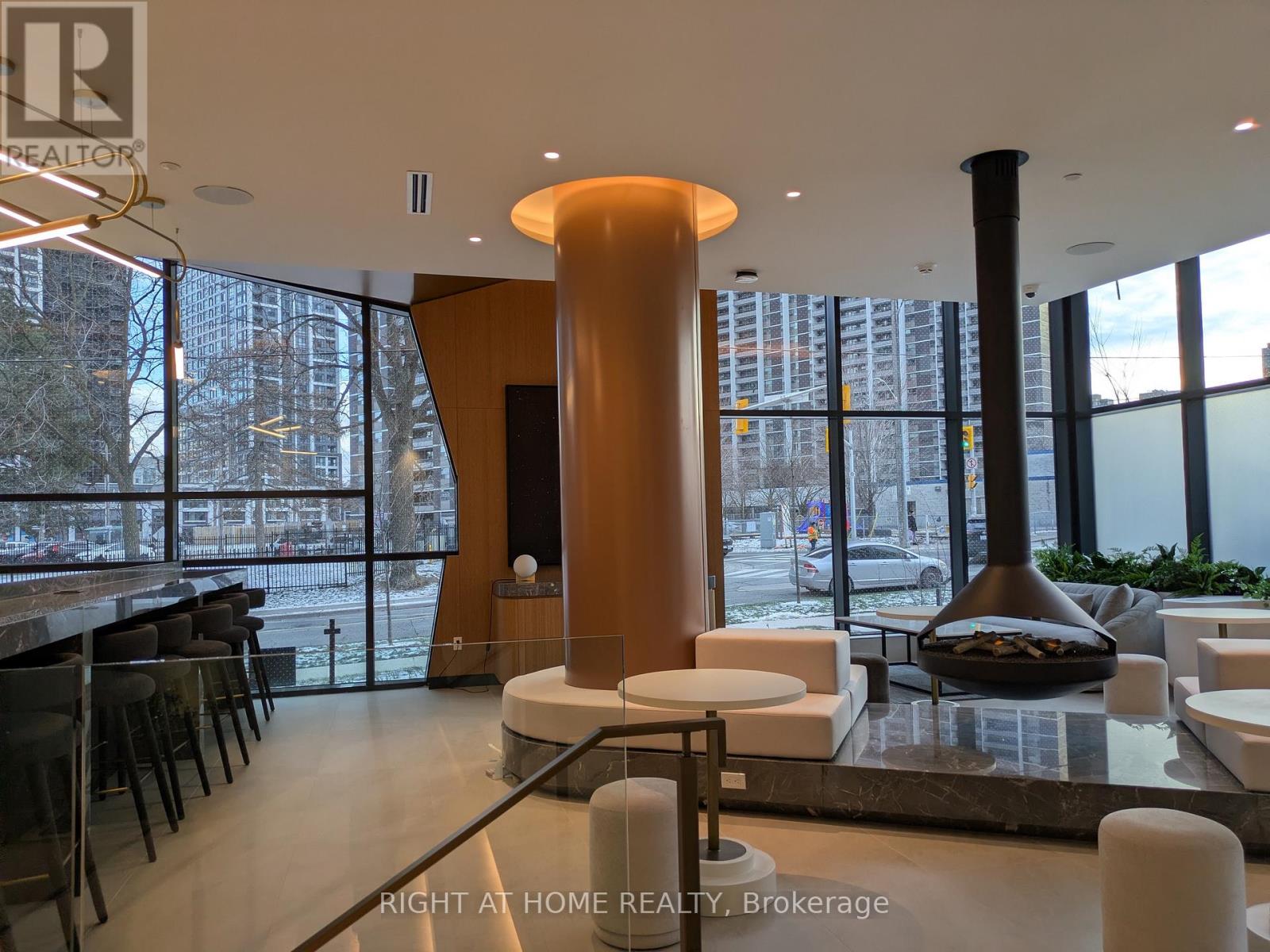 1106 - 60 Central Park Road Way, Toronto, Ontario  M9A 3K1 - Photo 11 - W12606864