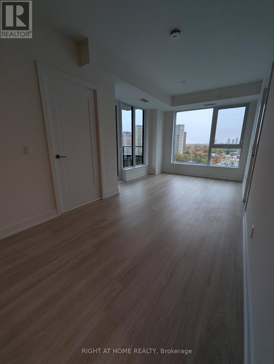 1106 - 60 Central Park Road Way, Toronto, Ontario  M9A 3K1 - Photo 4 - W12606864