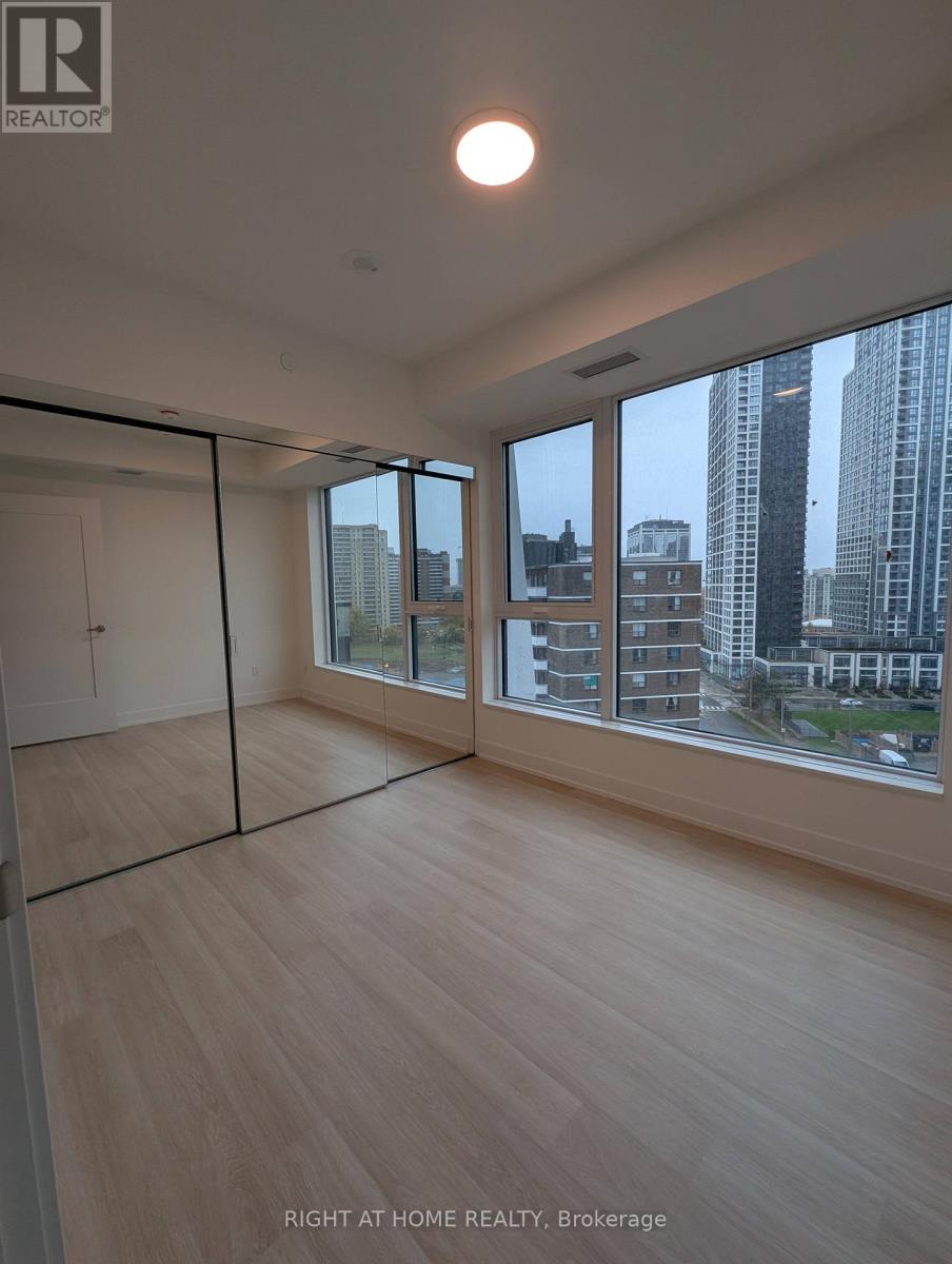 1106 - 60 Central Park Road Way, Toronto, Ontario  M9A 3K1 - Photo 6 - W12606864