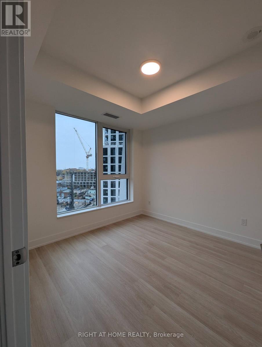 1106 - 60 Central Park Road Way, Toronto, Ontario  M9A 3K1 - Photo 8 - W12606864