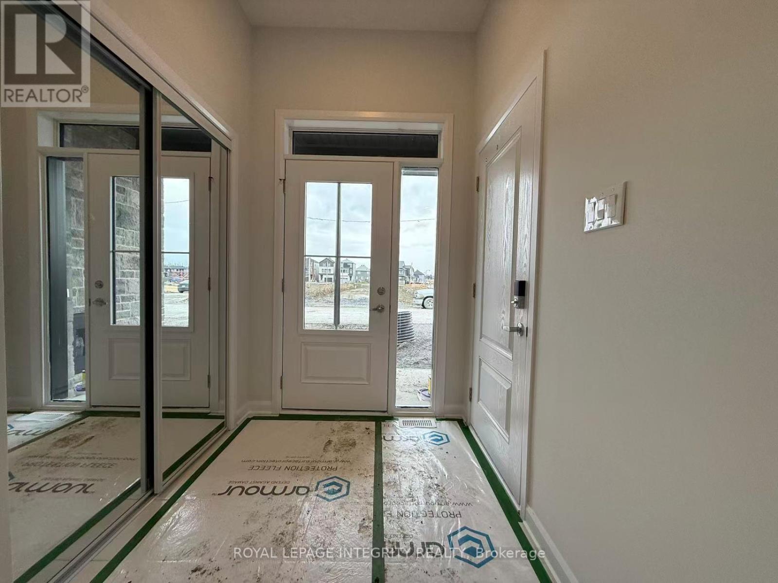 504 Ingenuity Row, Ottawa, Ontario  K2W 0B1 - Photo 2 - X12606806