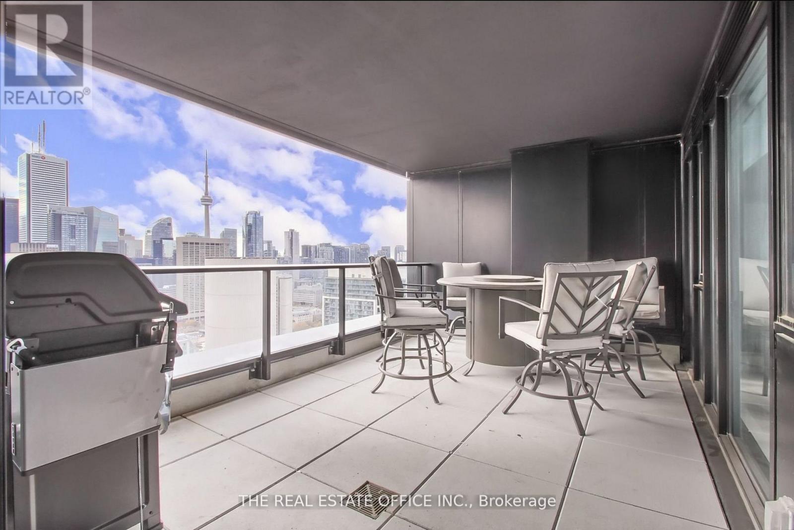 20 Edward Street, Toronto, Ontario  M5G 0C5 - Photo 10 - C12606878