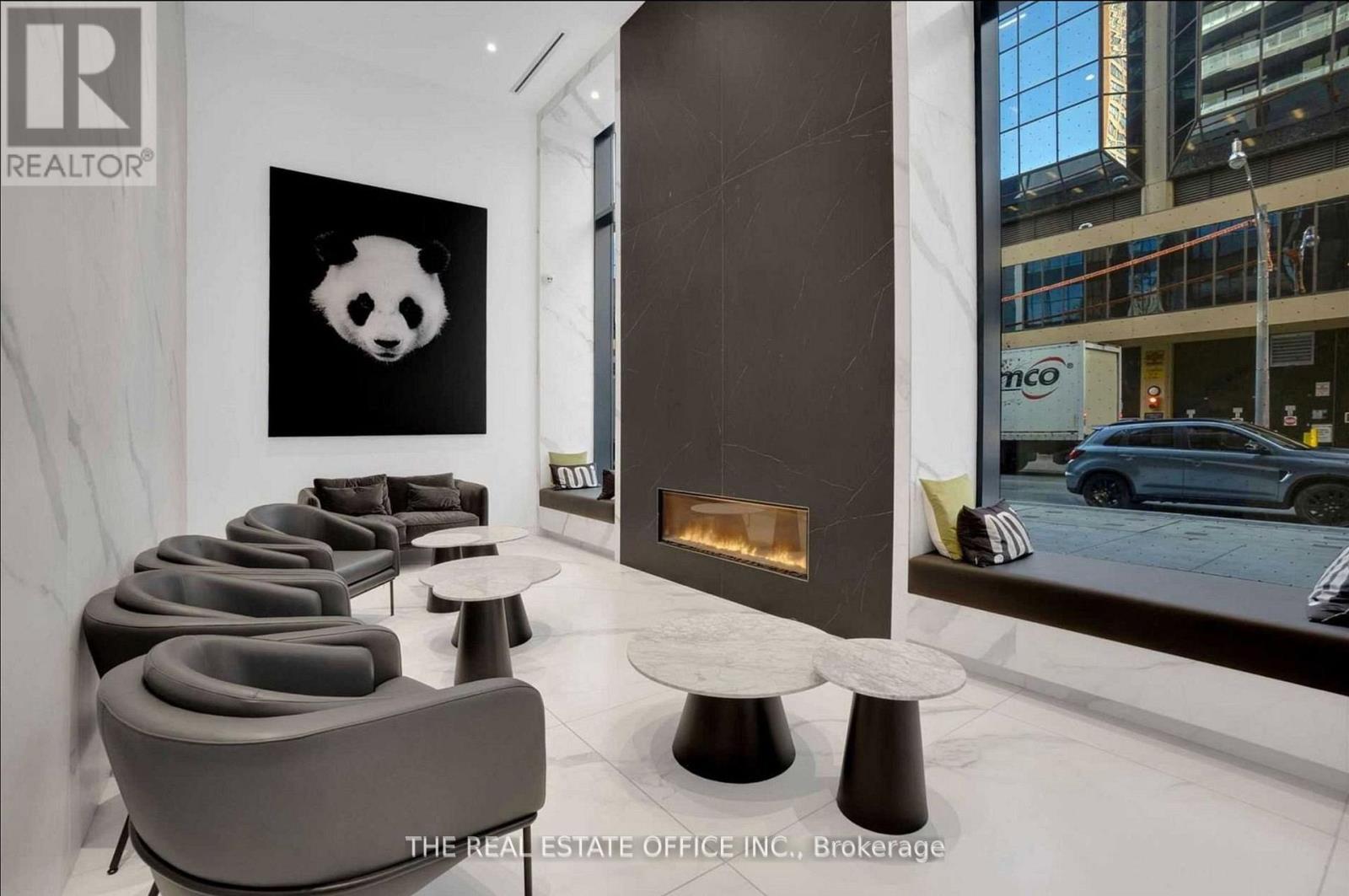 20 Edward Street, Toronto, Ontario  M5G 0C5 - Photo 20 - C12606878